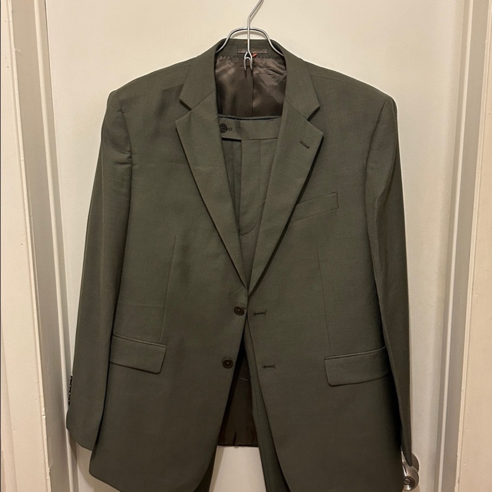Charles Tyrwhitt Olive Green Two-Piece Suit